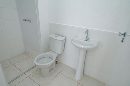Apartamento para alugar com 45m², 2 quartos e 1 vaga Apartamento para alugar com 45m², 2 quartos e 1 vagaBanheiro