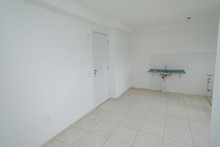 Sala de apartamento para alugar com 2 quartos, 45m² em Campo Grande, Rio de Janeiro