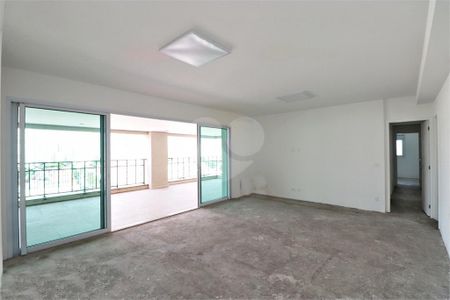 Apartamento à venda com 4 quartos, 192m² em Chora Menino, São Paulo