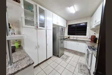 Casa à venda com 183m², 3 quartos e 3 vagas