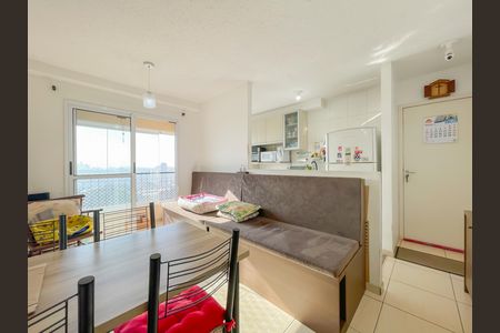 Sala de apartamento à venda com 2 quartos, 47m² em Bussocaba, Osasco