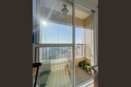 Sacada de apartamento à venda com 2 quartos, 47m² em Bussocaba, Osasco