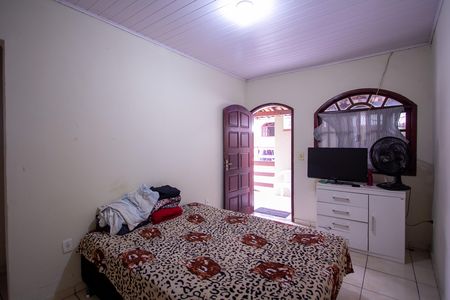Sala de casa para alugar com 1 quarto, 40m² em Laranjal, São Gonçalo