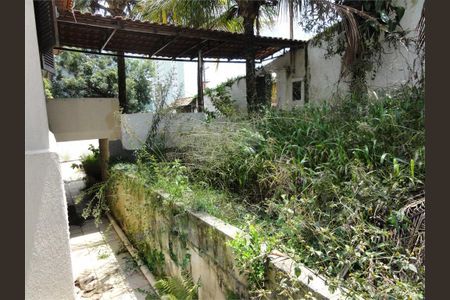 Casa à venda com 200m², 4 quartos e 8 vagas