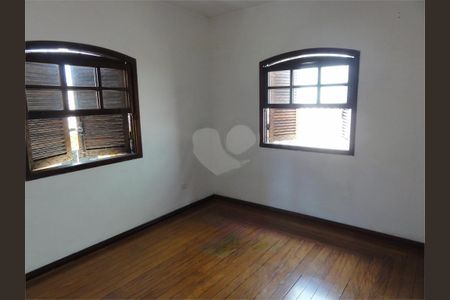 Casa à venda com 200m², 4 quartos e 8 vagas
