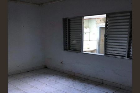 Casa à venda com 182m², 3 quartos e 2 vagas