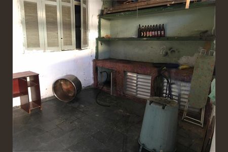 Casa à venda com 182m², 3 quartos e 2 vagas