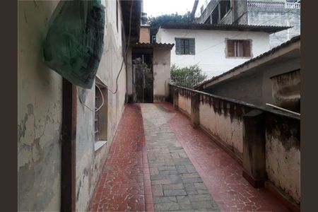 Casa à venda com 4 quartos, 150m² em Vila Irmaos Arnoni, São Paulo
