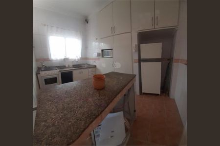 Casa para alugar com 320m², 4 quartos e 5 vagas