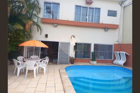 Casa para alugar com 320m², 4 quartos e 5 vagas