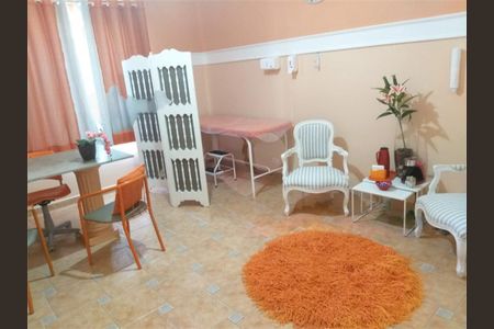 Casa para alugar com 320m², 4 quartos e 5 vagas