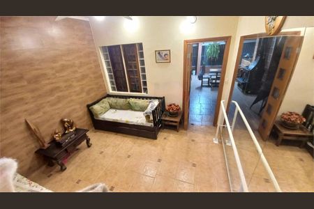Casa à venda com 4 quartos, 320m² em Jardim São Paulo, São Paulo