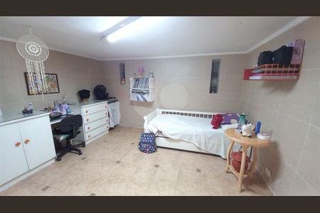 Casa para alugar com 320m², 4 quartos e 5 vagas