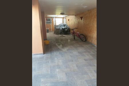 Casa para alugar com 320m², 4 quartos e 5 vagas