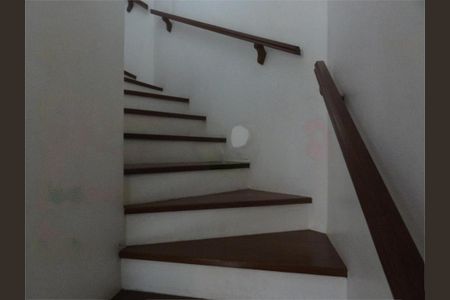 Casa à venda com 228m², 3 quartos e 4 vagas