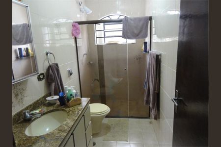 Casa à venda com 3 quartos, 228m² em Vila Irmaos Arnoni, São Paulo