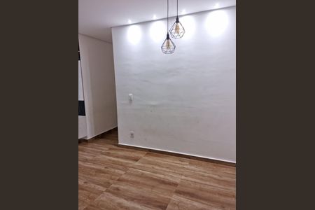 Sala de casa de condomínio à venda com 3 quartos, 65m² em Jardim Iris, São Paulo