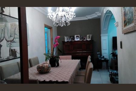 Apartamento à venda com 130m², 4 quartos e 2 vagas