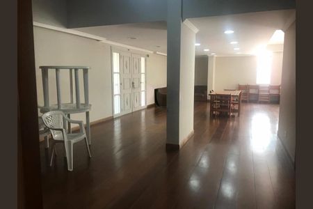 Apartamento à venda com 130m², 4 quartos e 2 vagas