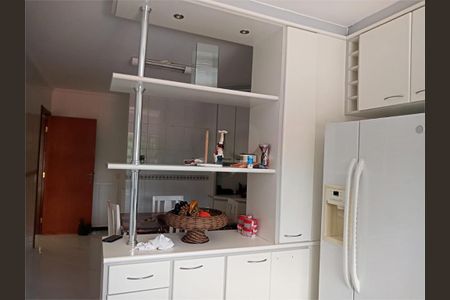 Casa à venda com 4 quartos, 500m² em Jardim Virginia Bianca, São Paulo