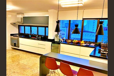 Apartamento à venda com 254m², 4 quartos e 4 vagas