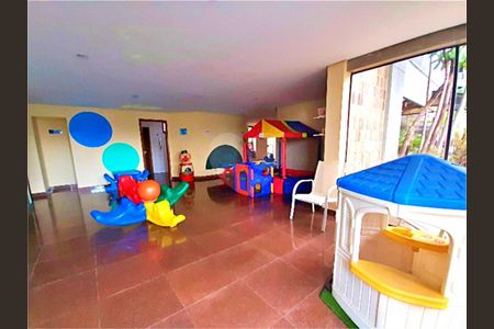 Apartamento à venda com 254m², 4 quartos e 4 vagas