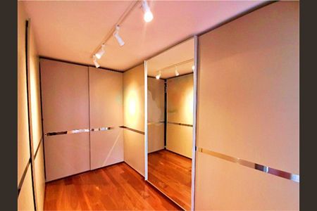 Apartamento à venda com 254m², 4 quartos e 4 vagas