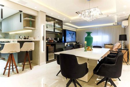 Apartamento à venda com 120m², 3 quartos e 1 vaga