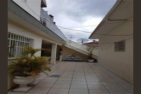 Casa à venda com 268m², 3 quartos e 3 vagas