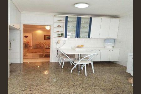 Casa à venda com 268m², 3 quartos e 3 vagas