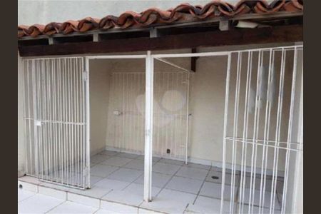 Casa à venda com 268m², 3 quartos e 3 vagas