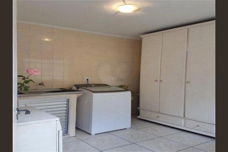 Casa à venda com 268m², 3 quartos e 3 vagas