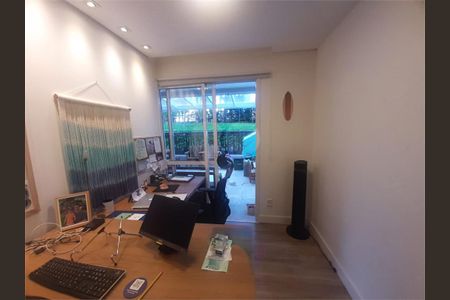 Apartamento à venda com 3 quartos, 167m² em Vila Irmaos Arnoni, São Paulo