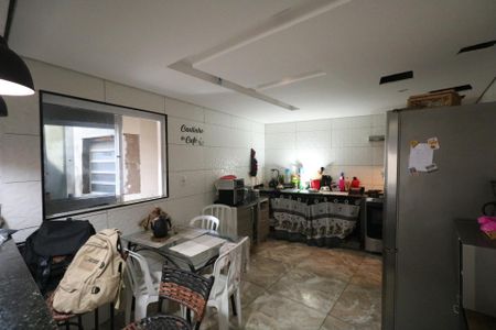Casa à venda com 725m², 2 quartos e 3 vagasCozinha