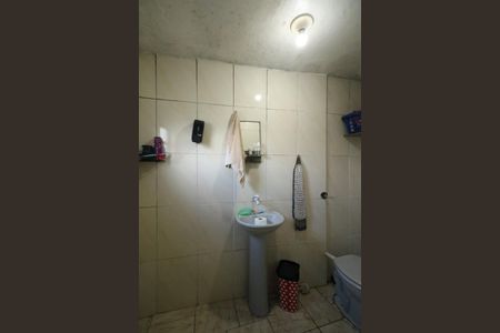 Casa à venda com 725m², 2 quartos e 3 vagasBanheiro de Serviço
