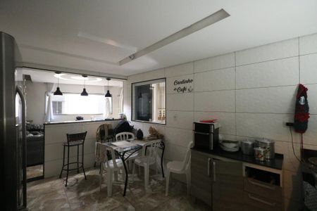 Casa à venda com 725m², 2 quartos e 3 vagasCozinha