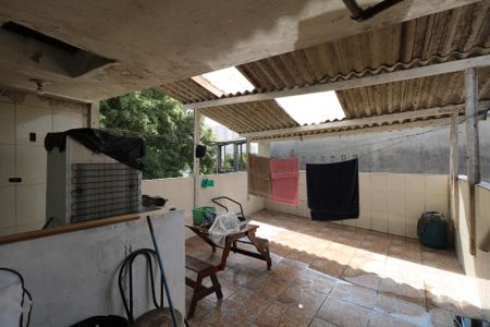 Casa à venda com 725m², 2 quartos e 3 vagasÁrea de Serviço e Quintal