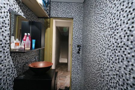 Casa à venda com 725m², 2 quartos e 3 vagasBanheiro