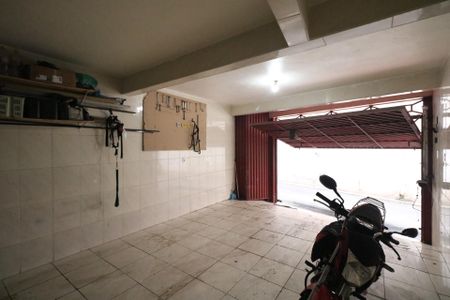 Casa à venda com 725m², 2 quartos e 3 vagasGaragem