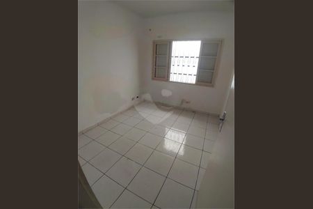 Casa à venda com 85m², 2 quartos e 1 vaga