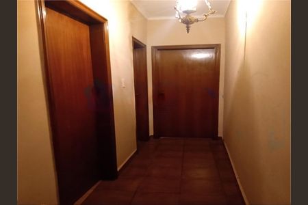 Casa à venda com 581m², 8 quartos e 9 vagas