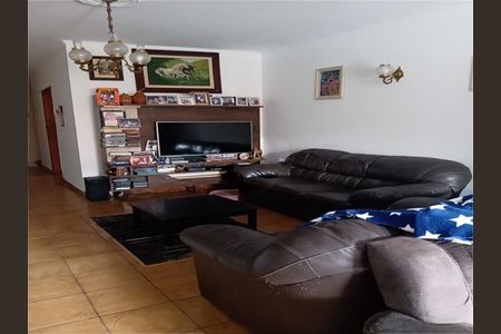 Casa à venda com 8 quartos, 700m² em Vila Isolina Mazzei, São Paulo