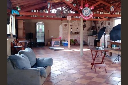 Casa à venda com 581m², 8 quartos e 9 vagas