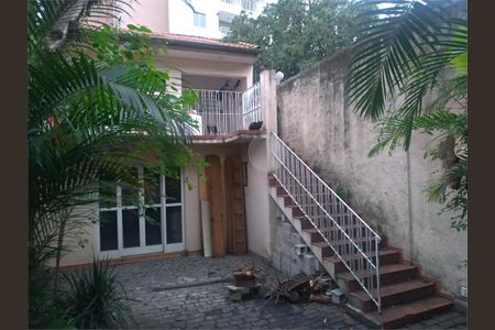 Casa à venda com 290m², 4 quartos e 4 vagas