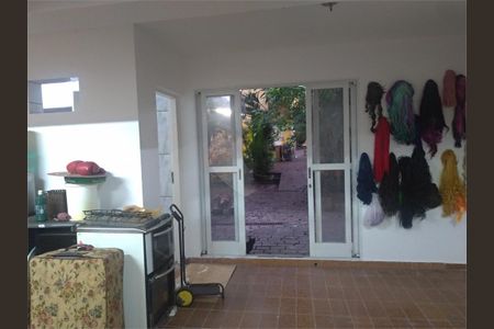 Casa à venda com 290m², 4 quartos e 4 vagas