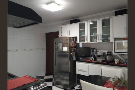 Casa à venda com 154m², 2 quartos e 4 vagas