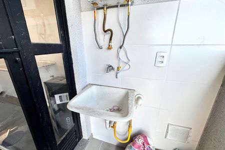 Apartamento para alugar com 43m², 2 quartos e 1 vagaÁrea de serviço 
