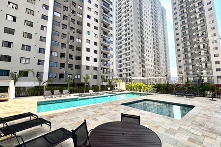 Apartamento para alugar com 43m², 2 quartos e 1 vagaÁrea comum - Piscina