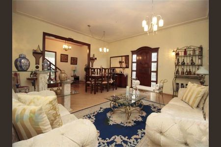 Casa à venda com 4 quartos, 261m² em Jardim São Paulo, São Paulo
