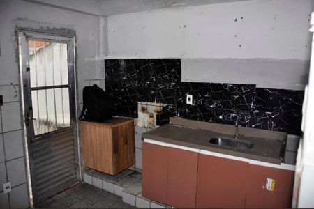 Casa à venda com 75m², 2 quartos e sem vagaCasa 01 - Cozinha